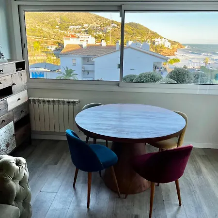 La Marina De Aiguadolc 锡切斯