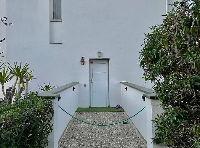 La Marina De Aiguadolc 锡切斯