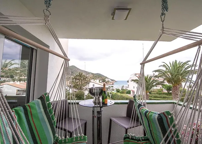 La Marina De Aiguadolc *